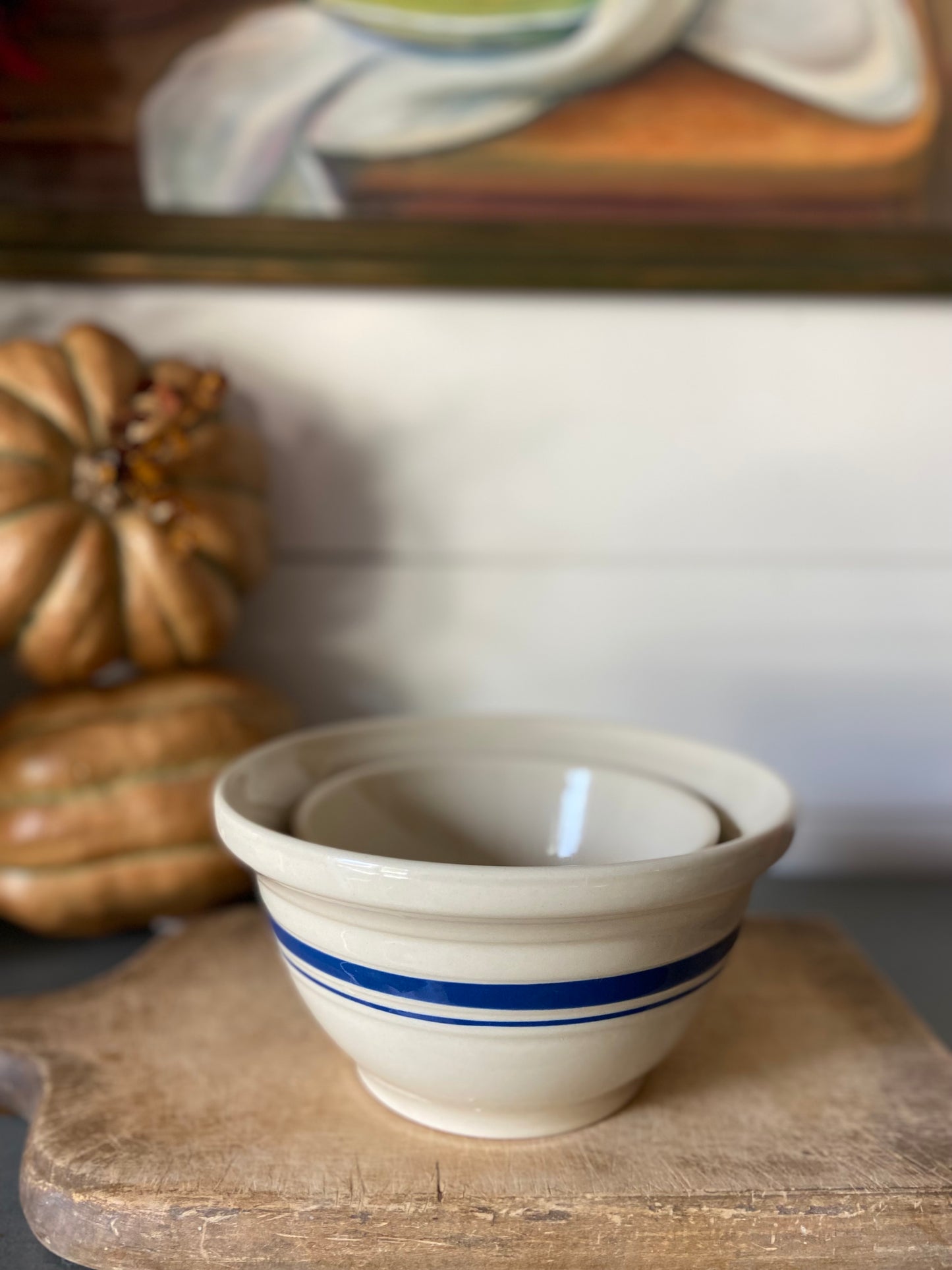 Roseville Ohio Nesting bowls (set of 2)