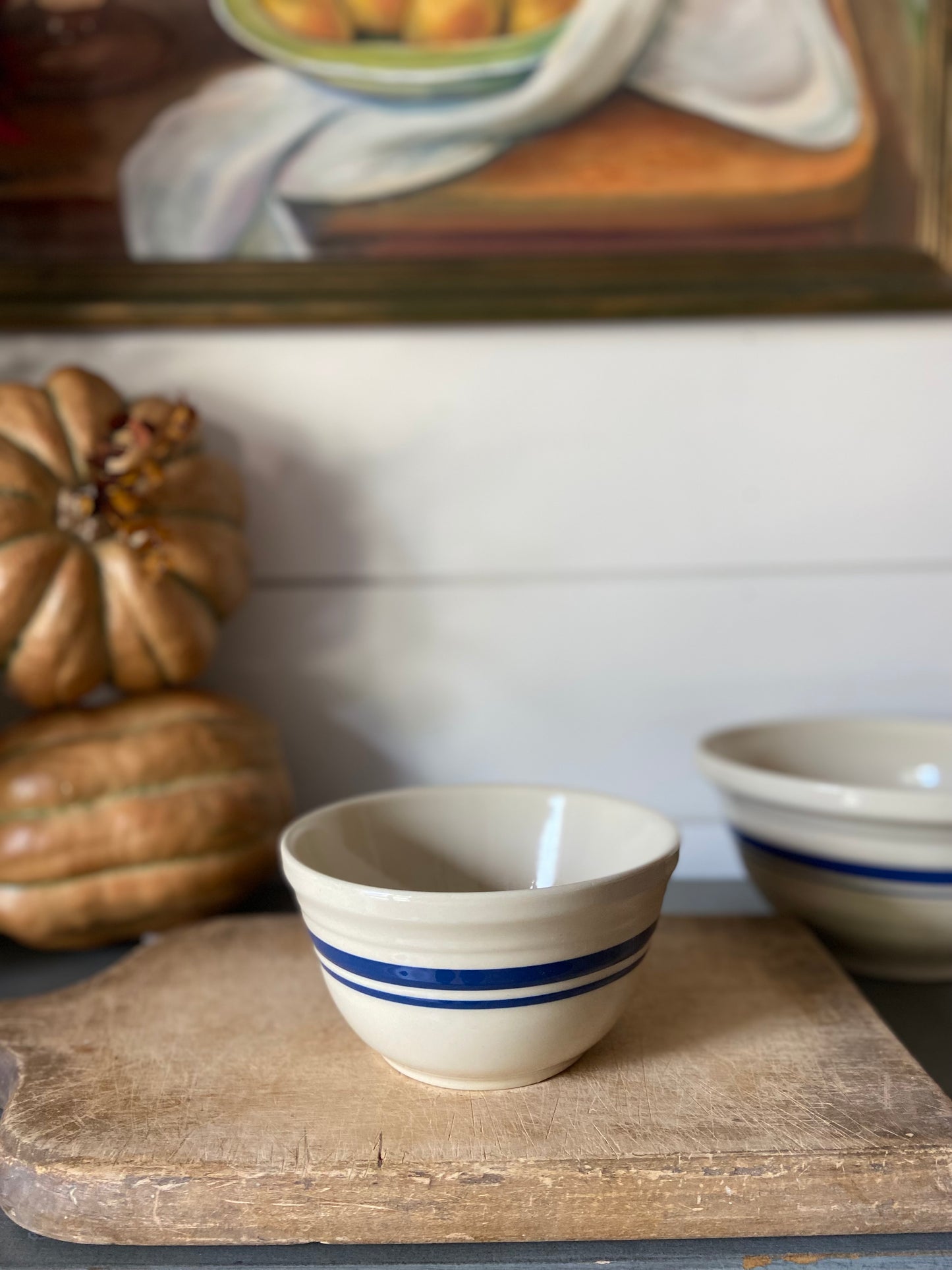 Roseville Ohio Nesting bowls (set of 2)