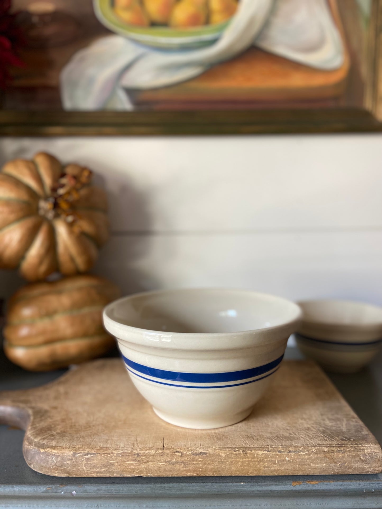 Roseville Ohio Nesting bowls (set of 2)