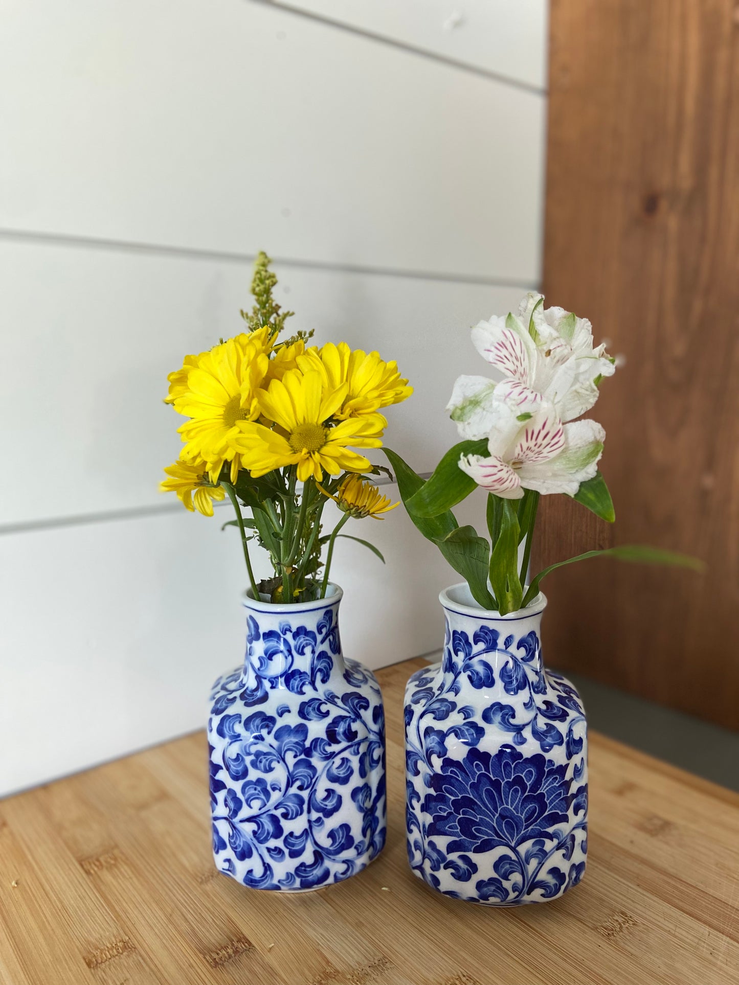 Matching Blue and White Vases Set